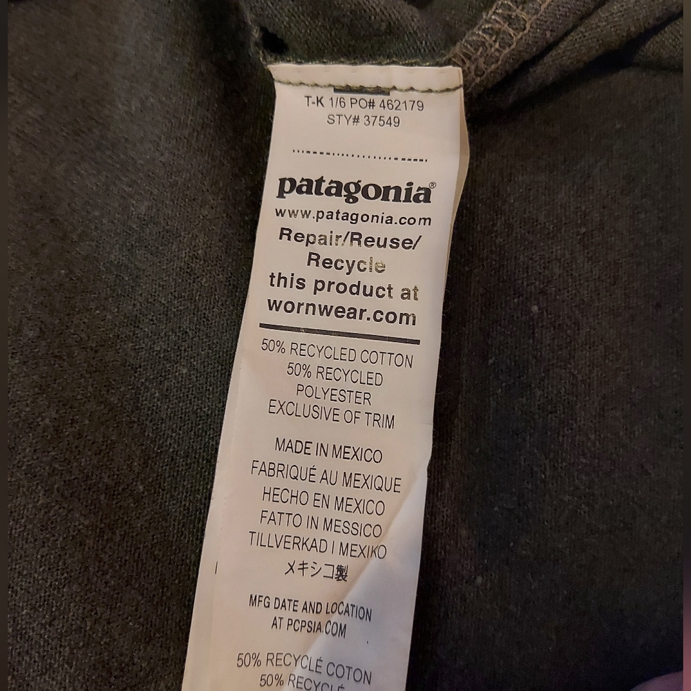 Patagonia Men's Wild Waterline Pocket Responsibili-Tee On Olive Green-XL - Picture 5 of 9